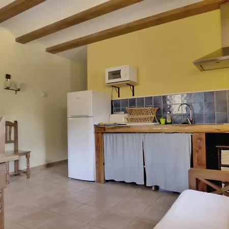 Apartamento Aliagas Rurales Megina