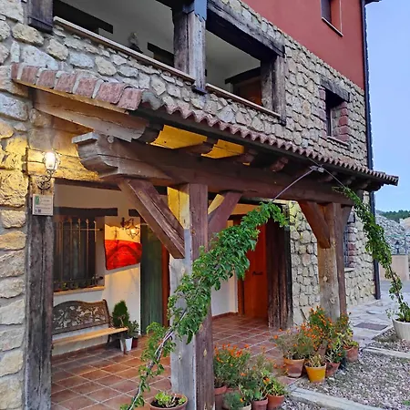 Aliagas Rurales Apartamento Megina